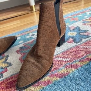 Marc Fisher brown suede booties